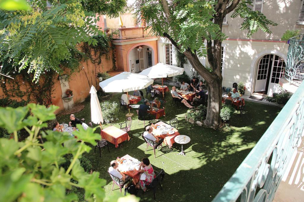 Hôtel du Fiacre Carpentras Exterior foto